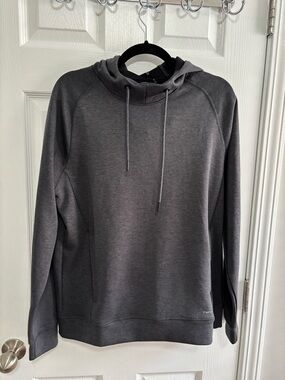 NWT Motion Men's Gray Hooded Pullover Sweatshirt